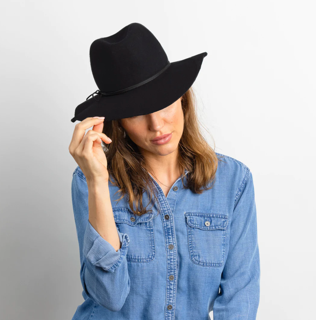 Amelia Hat with Black Tie