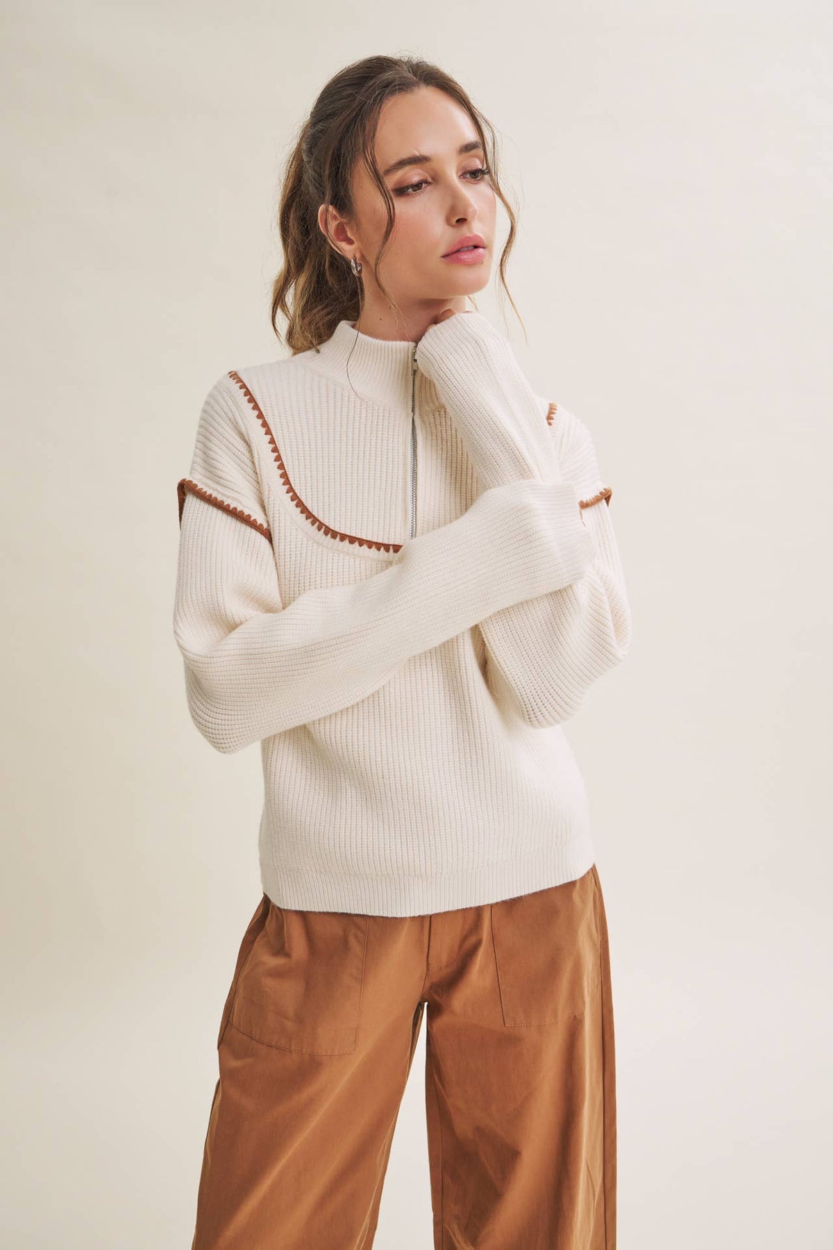 WHIPSTITCH EMBROIDERY HALF ZIP SWEATER