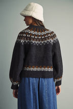 T7557   CLASSIC NORDIC FAIR ISLE ROUND-YOKE SWEATER