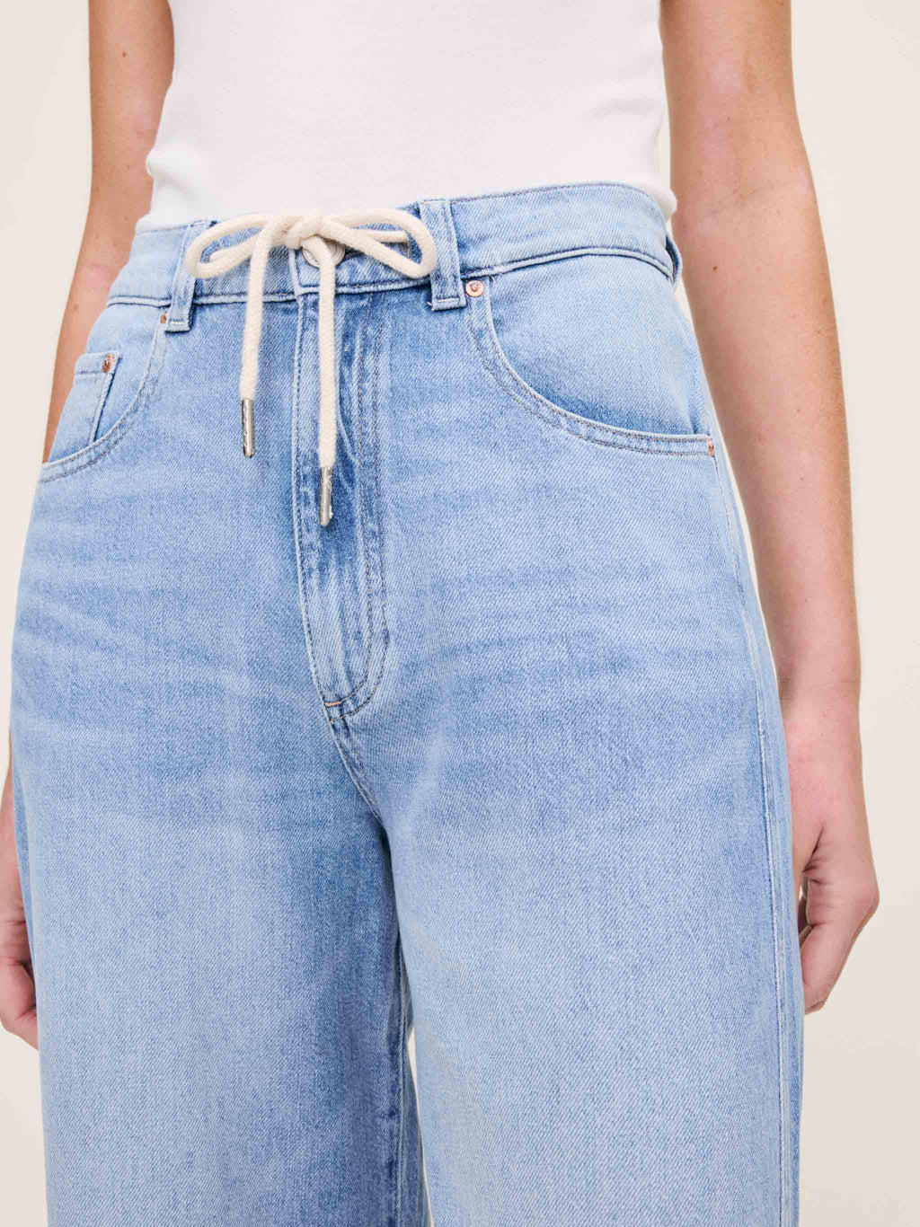 Taylor Relaxed Barrel Jean