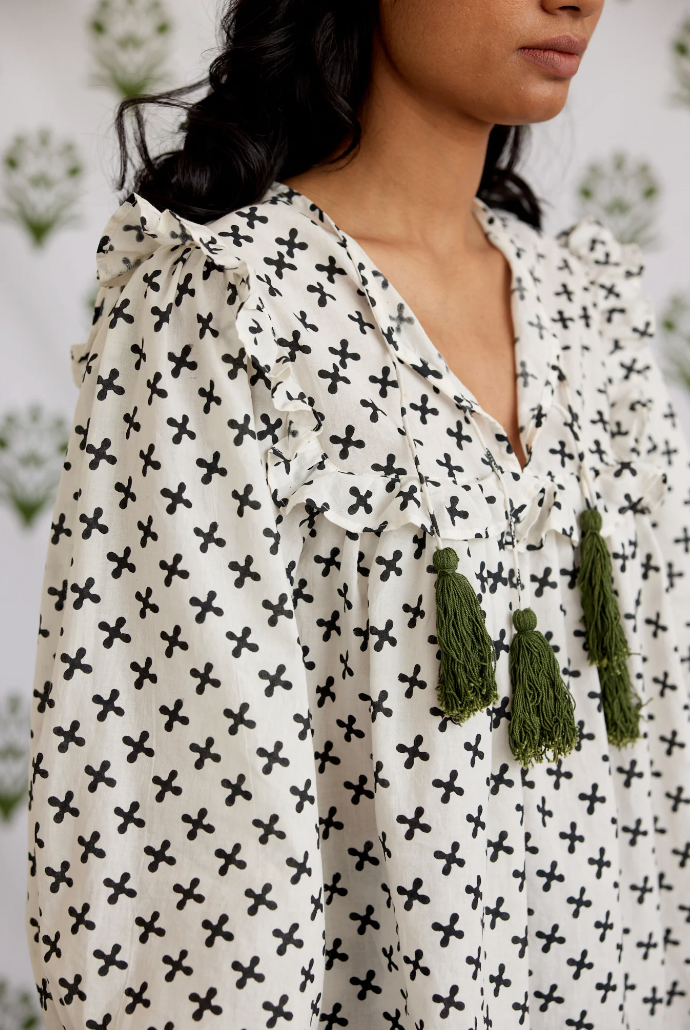 Clover Top in Midnight & Cream