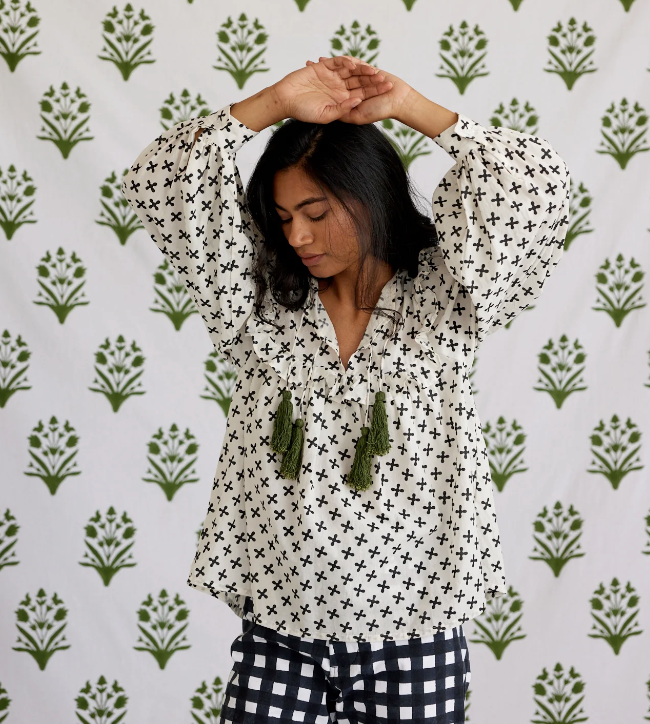 Clover Top in Midnight & Cream