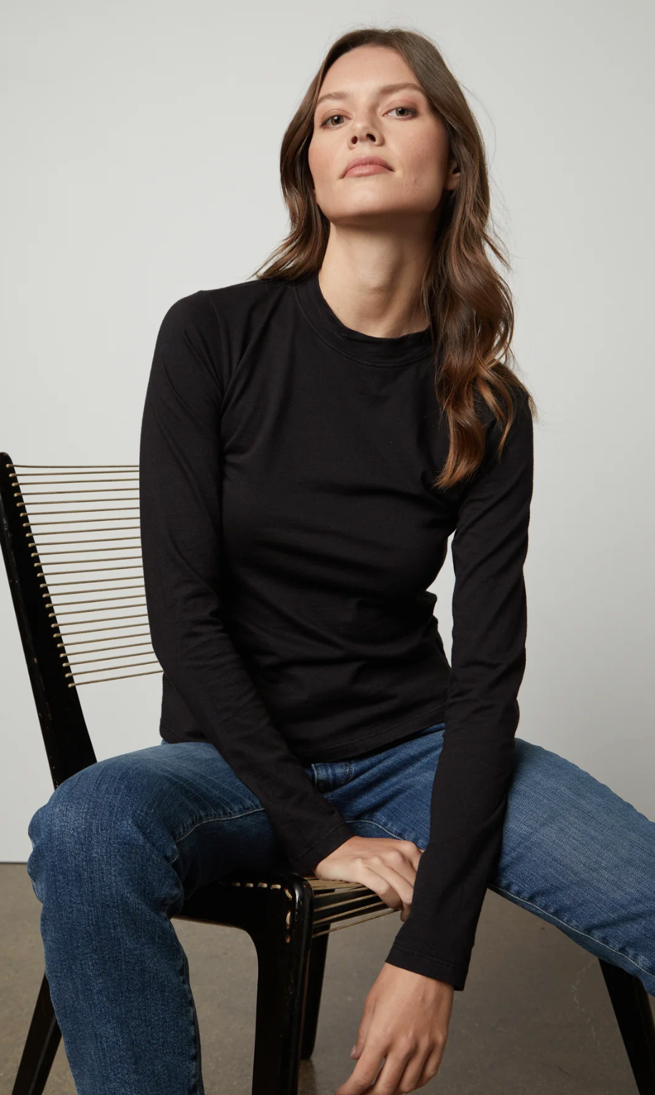 Linny Mock Neck Tee