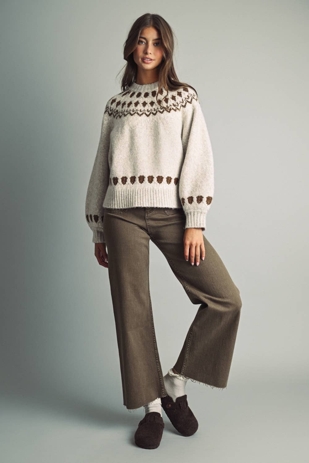 T7557   CLASSIC NORDIC FAIR ISLE ROUND-YOKE SWEATER