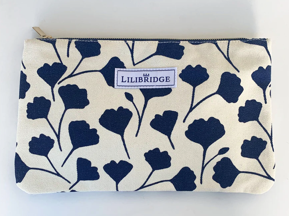 The Lilibridge Clutch